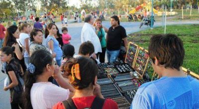Buscan regularizar a vendedores informales del Parque Tiro Federal