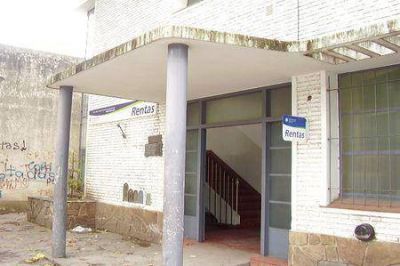 Los cheques cobrados por ventanilla tambi�n est�n en la mira de ARBA