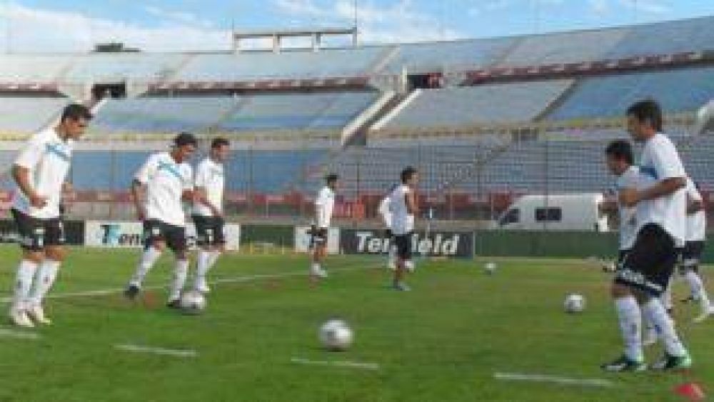 Suspendieron la final de la �Copa Bimbo� por incidentes