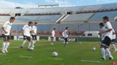 Suspendieron la final de la �Copa Bimbo� por incidentes