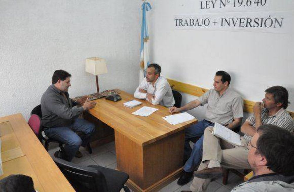 Gobierno se reuni� con representantes de empresas recicladoras de R�o Grande