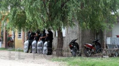 M�s allanamientos en la investigaci�n por el asesinato del joven de 18 a�os