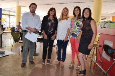 Fiestas Provinciales: Luberriaga se reuni� con representantes de diferentes localidades