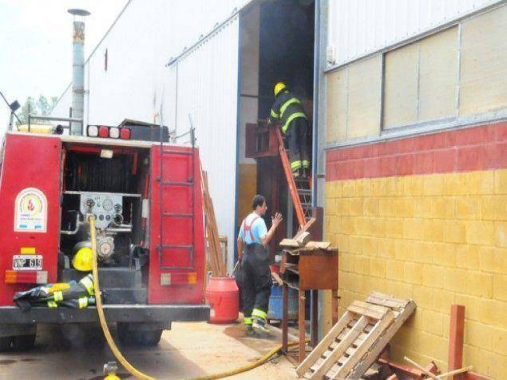 Incendio en una industria