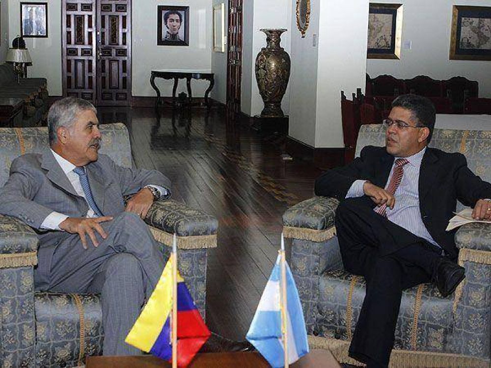 Por escasez de alimentos, Venezuela acude a Argentina