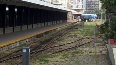 Descarril� una locomotora en Once