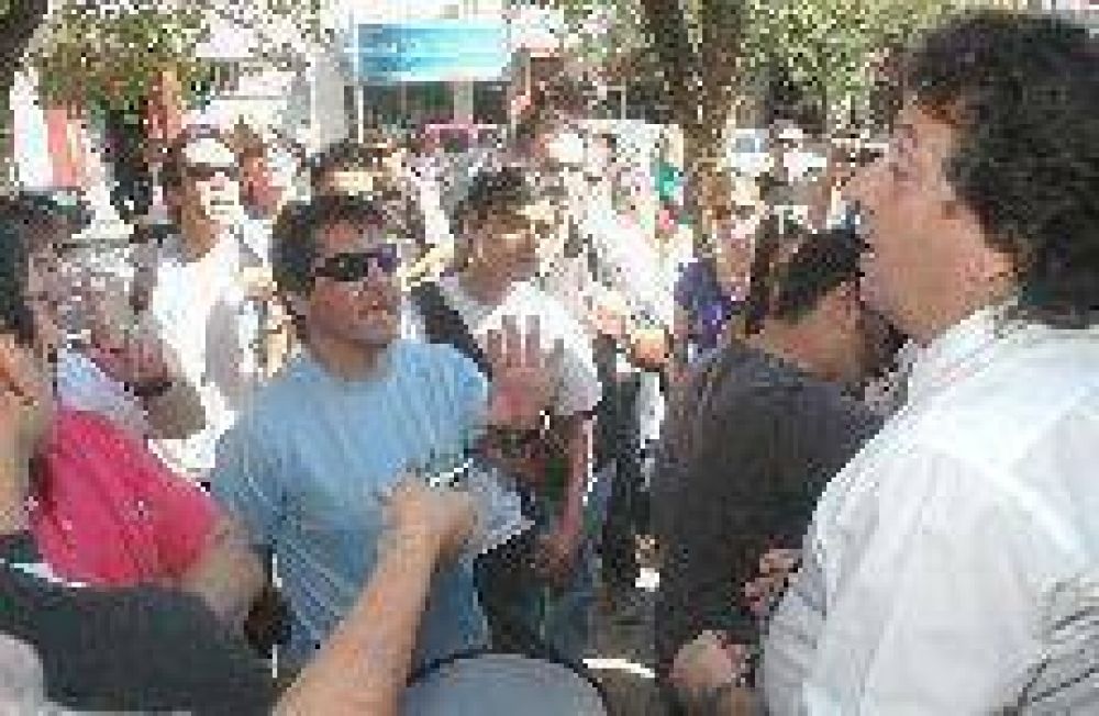 Slots: el oficialismo dice que no aceptar� una restricci�n tibia