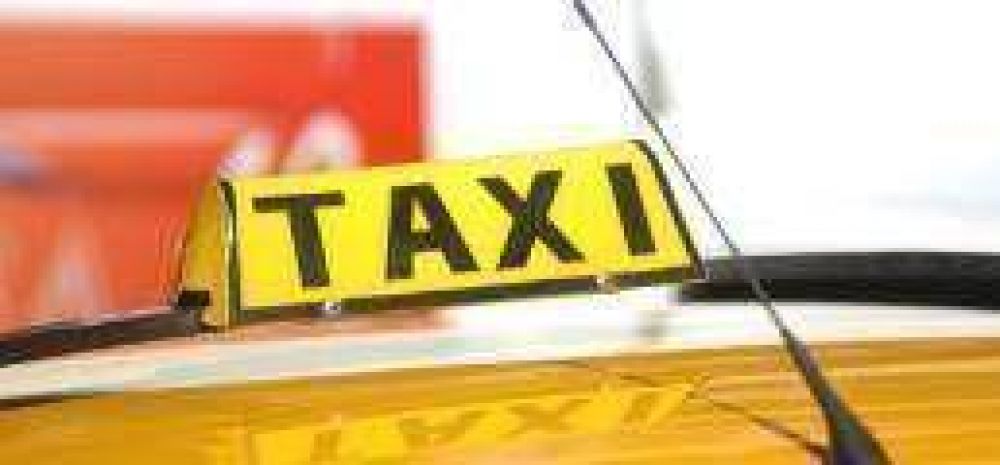 La directora de Tr�nsito admite que de noche faltan taxis 