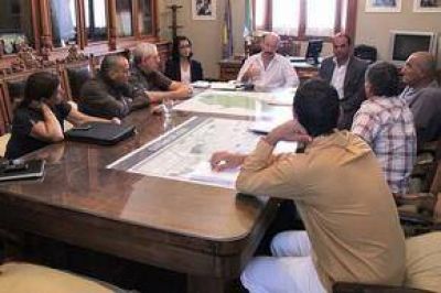 El intendente Inza se reuni� con presidentes de comisiones vecinales