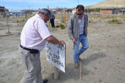 Ya suman m�s de 100 los lotes entregados por el municipio