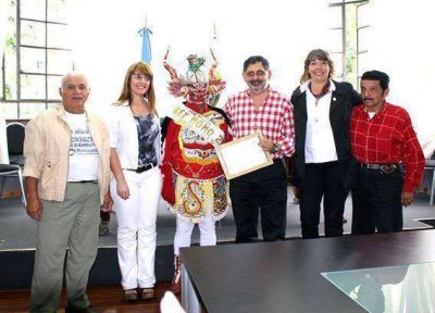 Impulso a pol�ticas de inserci�n y participaci�n de adultos mayores