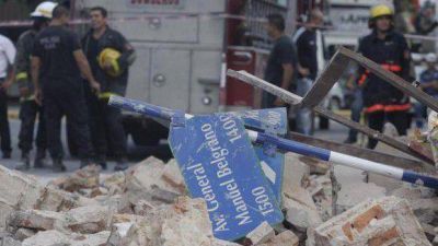 Un obrero herido al derrumbarse una pared de una obra en construcci�n