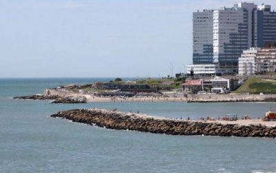Osse asegura que el mar de la ciudad es "apto para recreaci�n" 