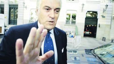 El PP, contra las cuerdas por un esc�ndalo de coimas