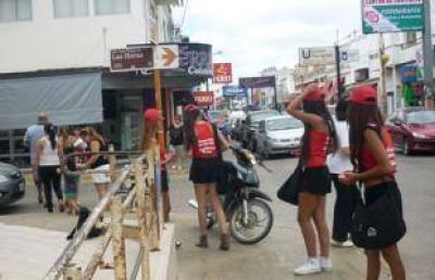 De Narv�ez y Britos lanzaron campa�a en San Pedro