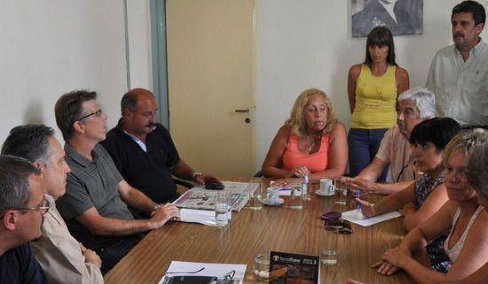La Intendente se reuni� de urgencia con concejales de la oposici�n