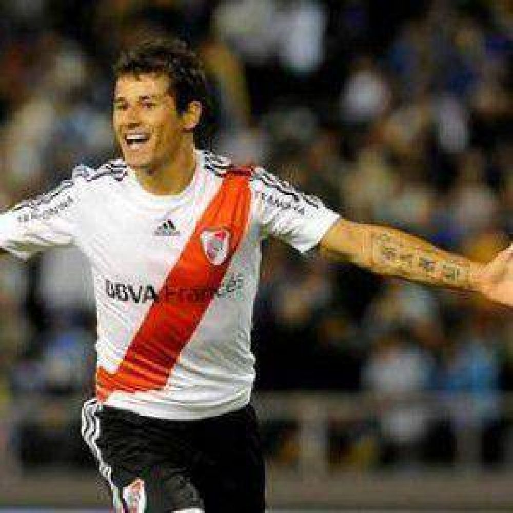 Mora le dio la victoria a River ante Boca en el primer Supercl�sico