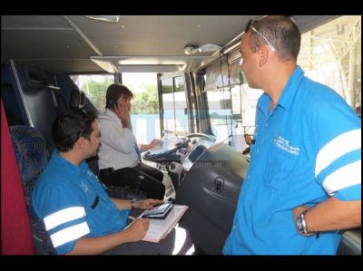 La CNRT retuvo al menos cuatro colectivos en la terminal de Gualeguaych�