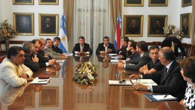 Urribarri avis� que har� cambios en el gabinete 