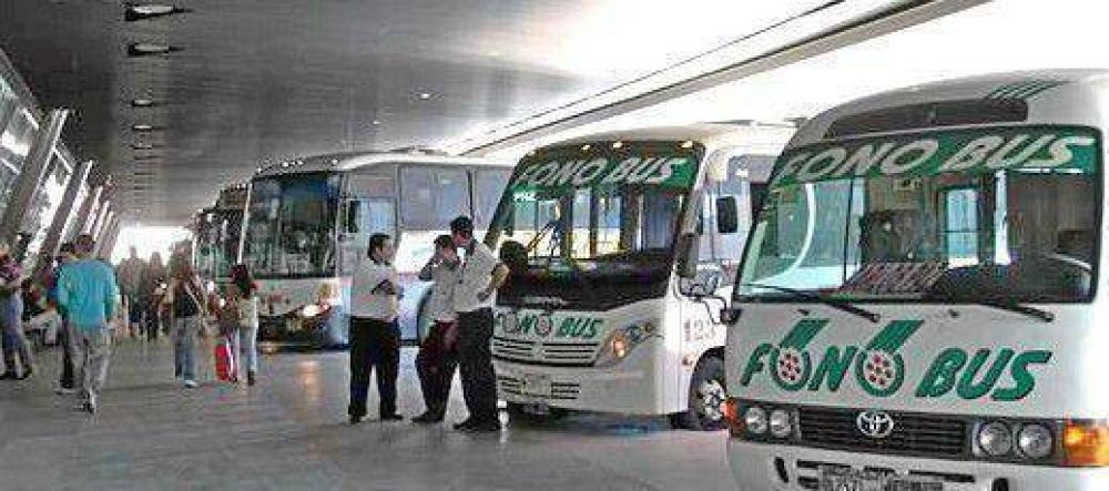 El gobierno de De la Sota dej� sin bar ni kioscos a la Nueva Terminal