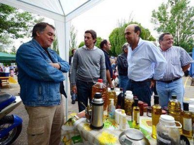 El gobierno municipal luci� la nueva feria