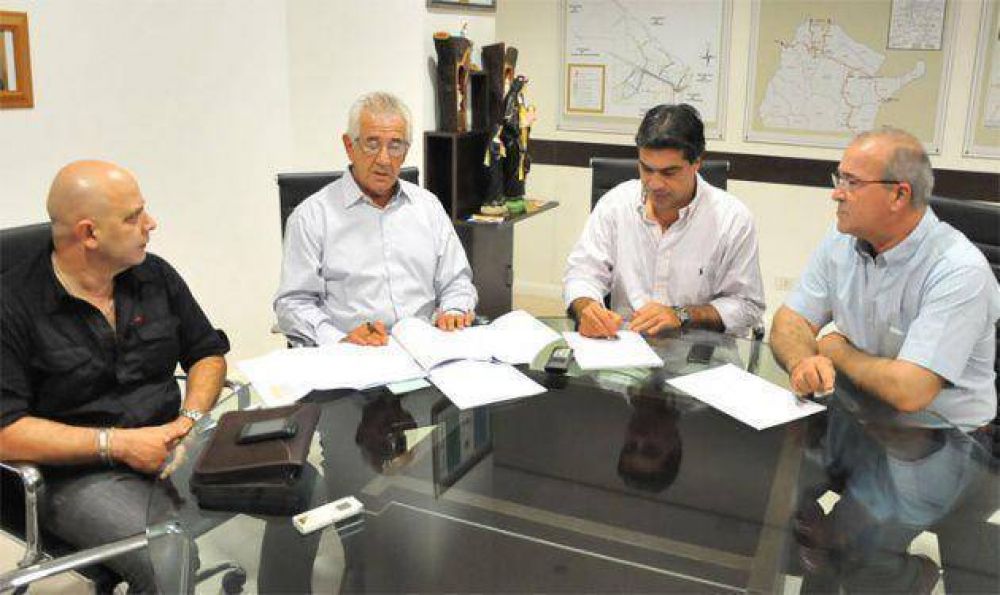 Adjudican obra de repavimentaci�n de ruta 16 y para octubre estar� listo el viaducto de la Sarmiento