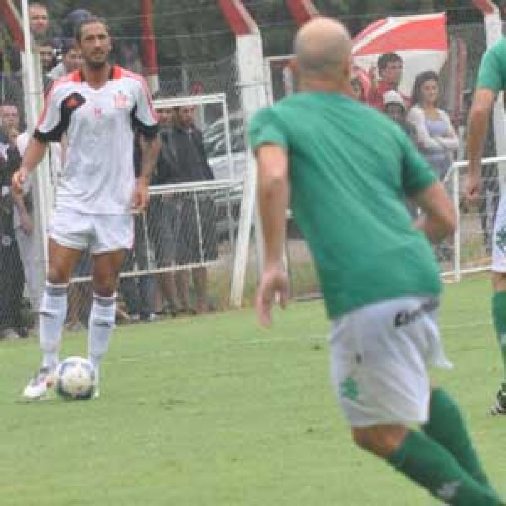 Estudiantes venci� 3 a 1 a Ferro en el Country