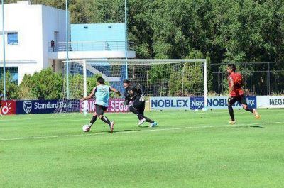Lan�s venci� a Boca Unidos 1 a 0