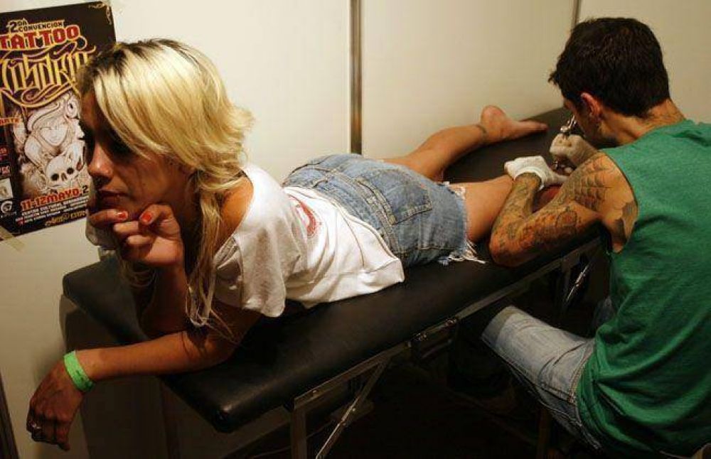 El tatuaje, un oficio ancestral