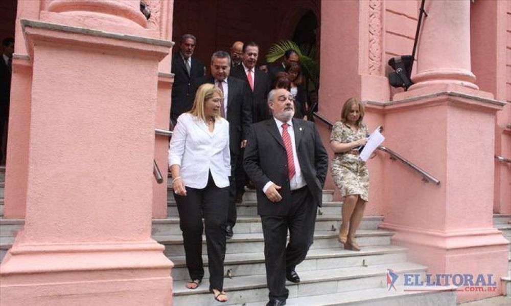 De cara a las urnas, Colombi inicia semana de reuniones
