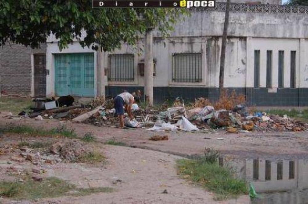Proliferan la desidia vecinal y los basurales en el barrio Ba�ado Norte