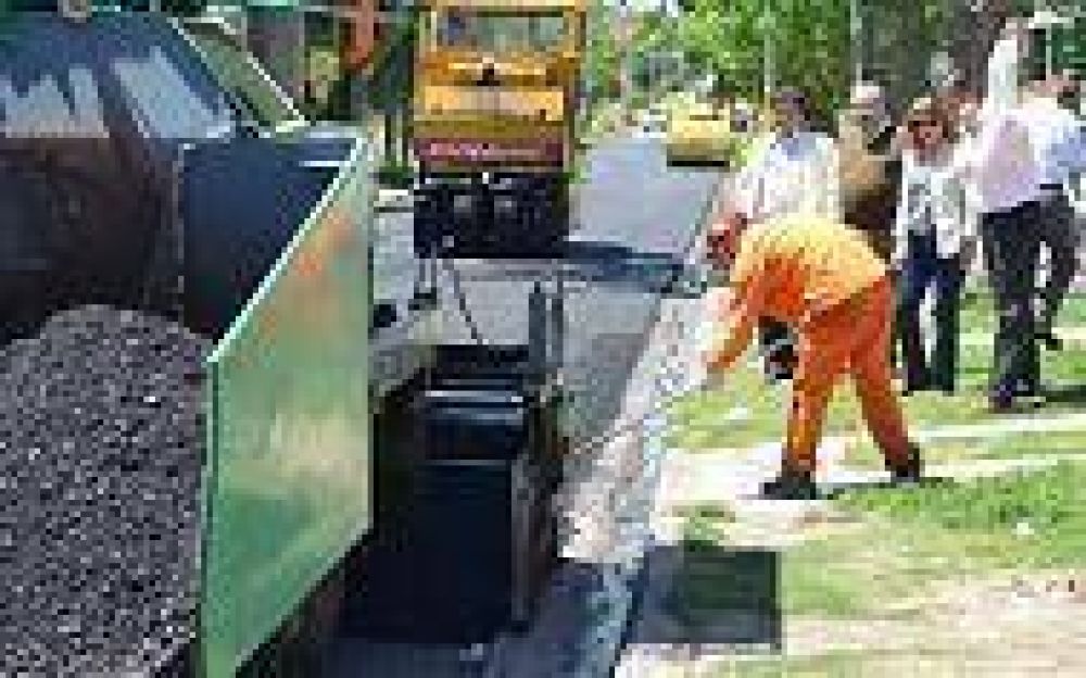 Avanzan los distintos frentes de obras p�blicas en Paran�