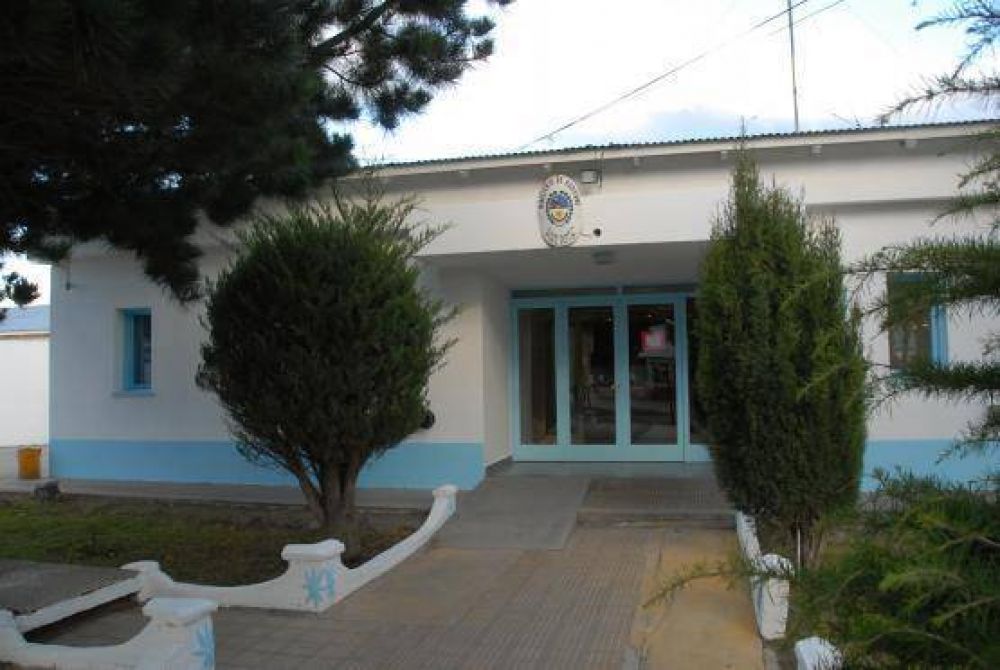 Delincuentes se robaron $8.000 Y 1.000 d�lares de una vivienda