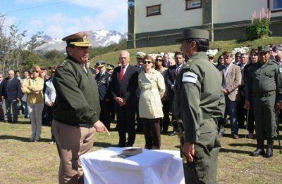 Cambio de jefatura en el Escuadr�n 44