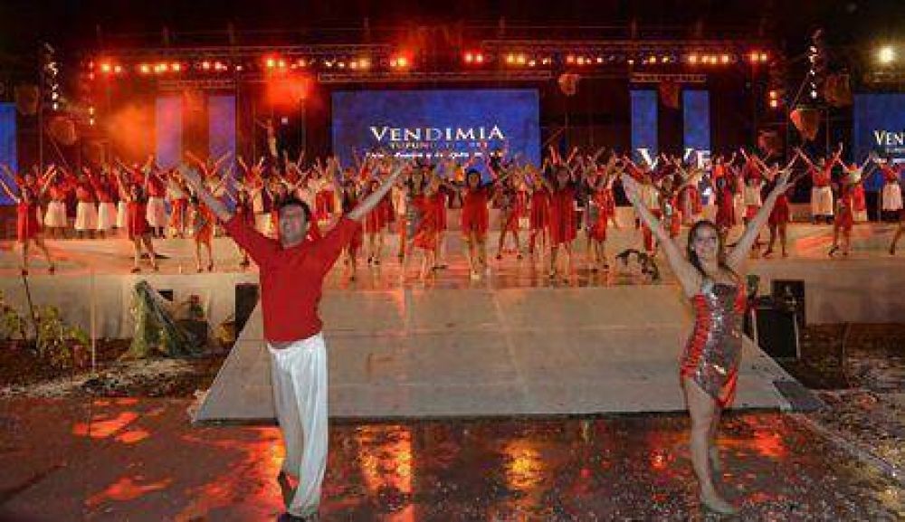 P�rez presente en las vendimias de Jun�n y Tupungato