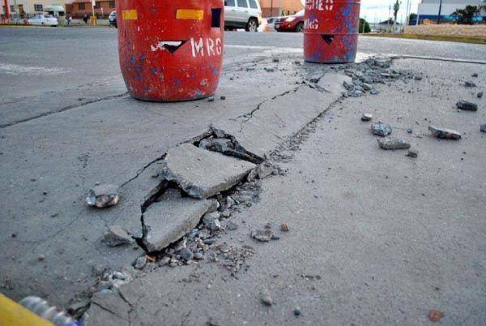 Altas temperarturas fueron las causas de las roturas de pavimento