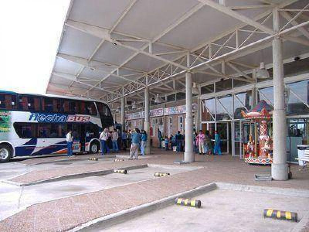 El fin de semana retuvieron cuatro colectivos por diversas anomal�as en la terminal local