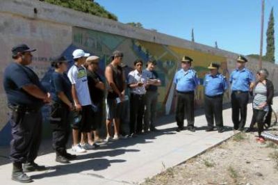 Inauguraron en Rawson el mural �La otra cara del barrio�