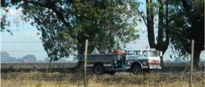 Siete hect�reas arrasadas por el fuego en una quinta privada de Castex
