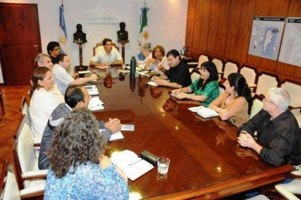 Expectativa por el encuentro con docentes que Capitanich presidir� esta semana