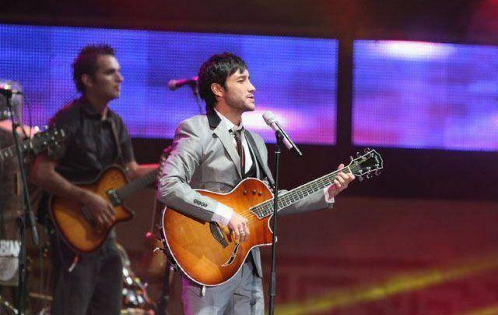  Luciano Pereyra, la figura de la segunda noche en Cosqu�n