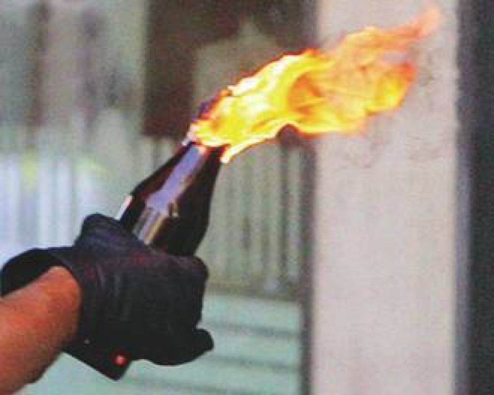 Personal Policial evit� que se cometiera un incendio intencional
