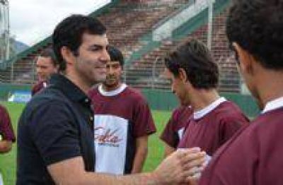 Urtubey presenci� la pr�ctica del combinado salte�o de f�tbol qie entrentar� aSan Lorenzo