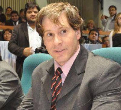 Paiva pidi� �afianzar el crecimiento del Estado�