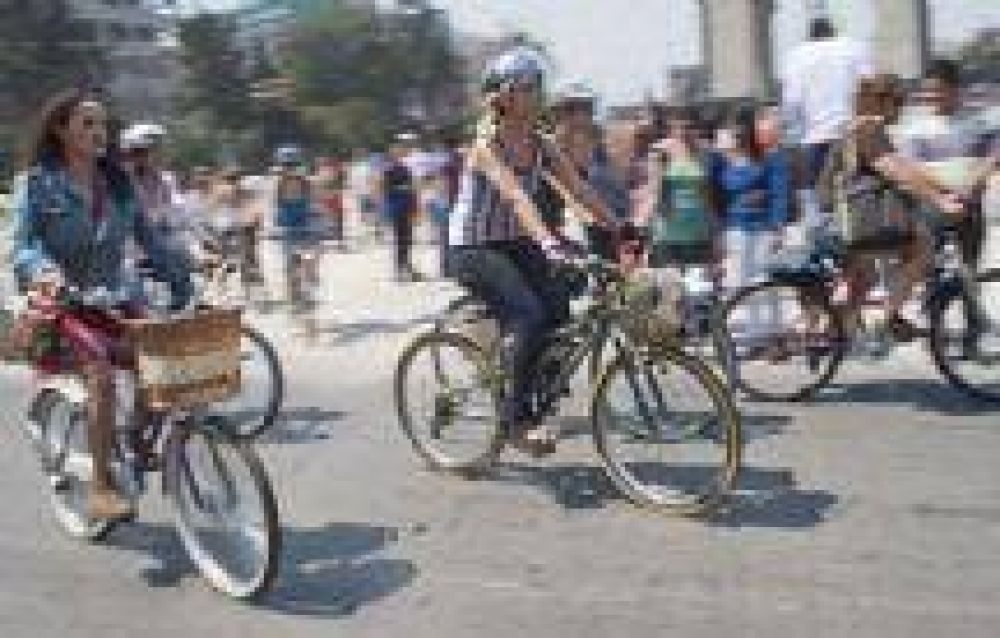 Se suspendi� la bicicleteada entre Ushuaia y Salta para beneficiar a una escuela