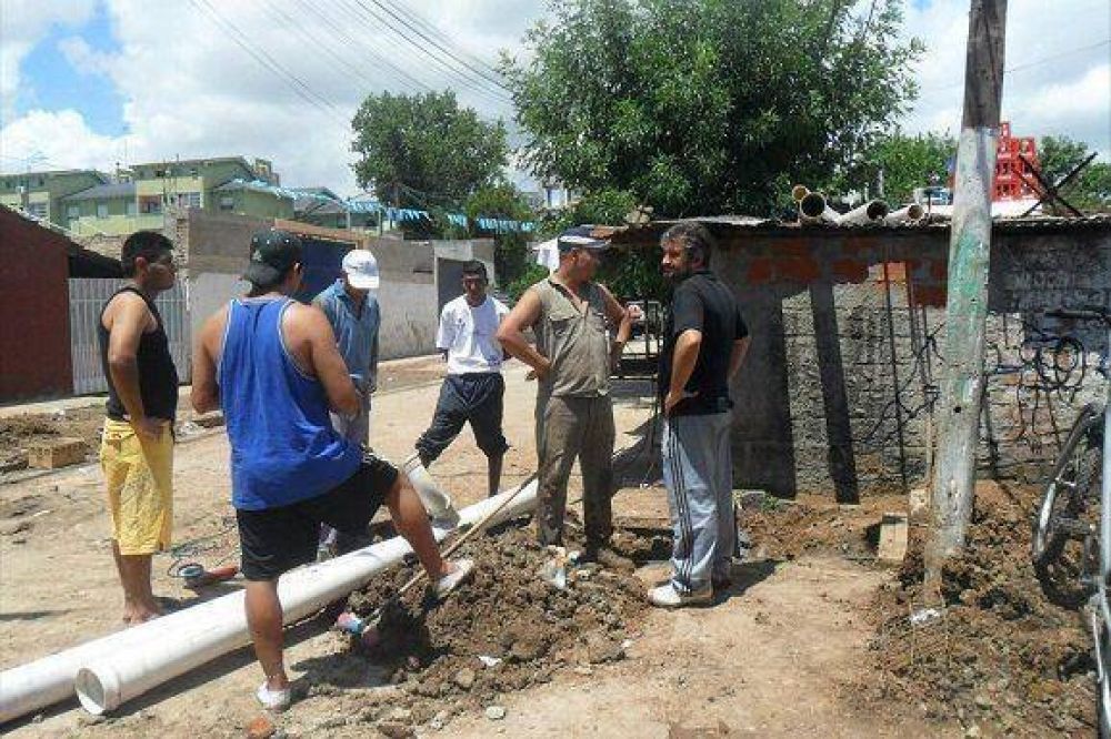 El PK de Vicente L�pez acerc� servicios al Barrio Las Flores