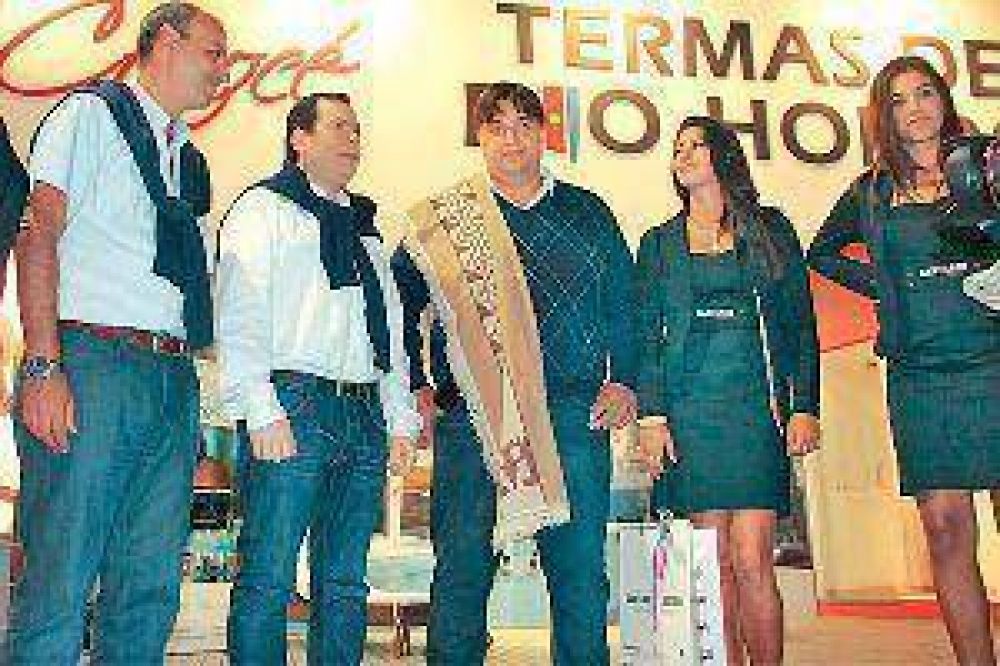 Zamora contin�a con la promoci�n tur�stica de la provincia en la Costa