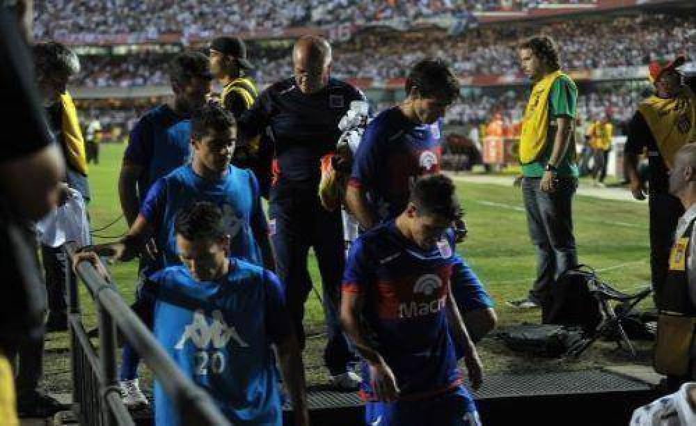 La Conmebol eval�a las sanciones por la final de la Sudamericana entre San Pablo-Tigre