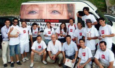 Pablo Farias y Ricardo V�zquez iniciaron la campa�a de verano del GEN