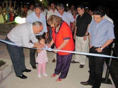 Ricardo inaugur� primer tramo del paseo costero